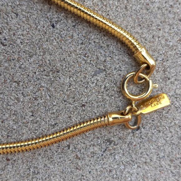 "KENNETH LANE" Black and Gold Choker Collar Necklace Enameled Infinity Knot - Picture 4 of 16